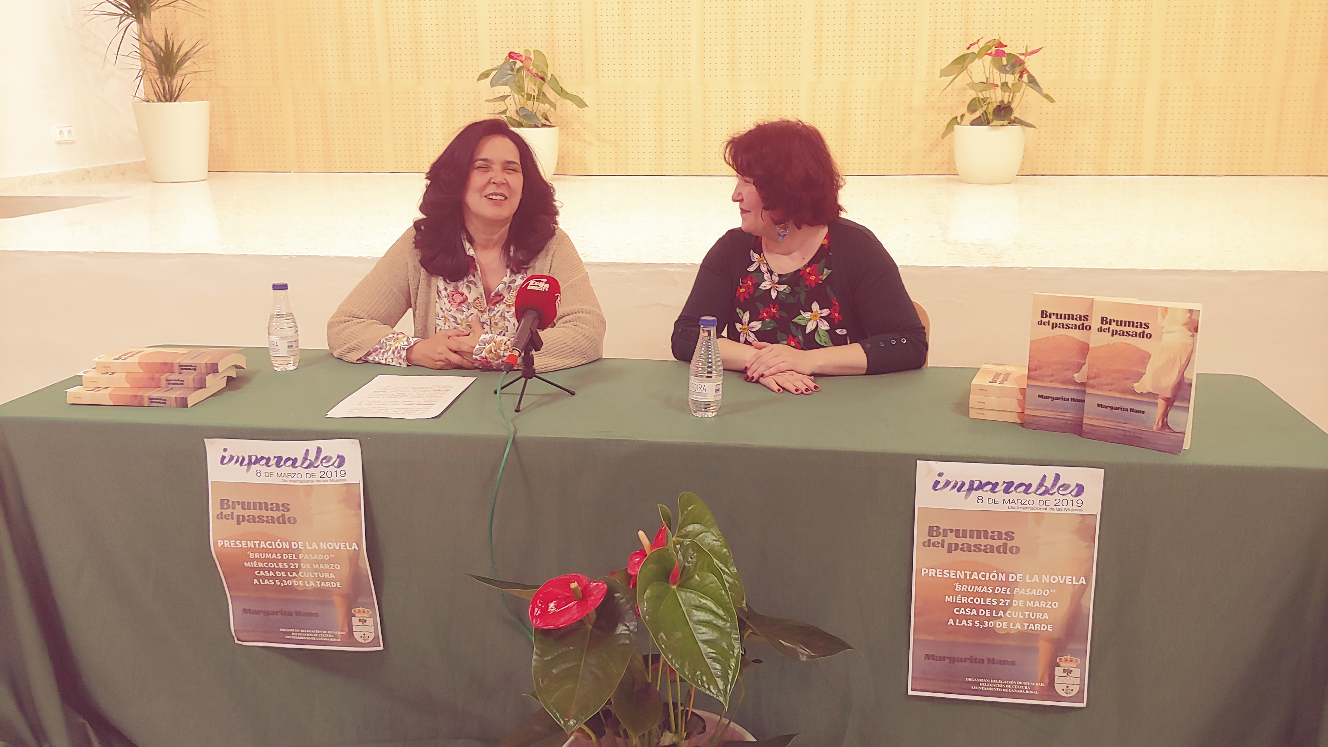 PRESENTACIÓN LIBRO BRUMAS DEL PASADO (9)