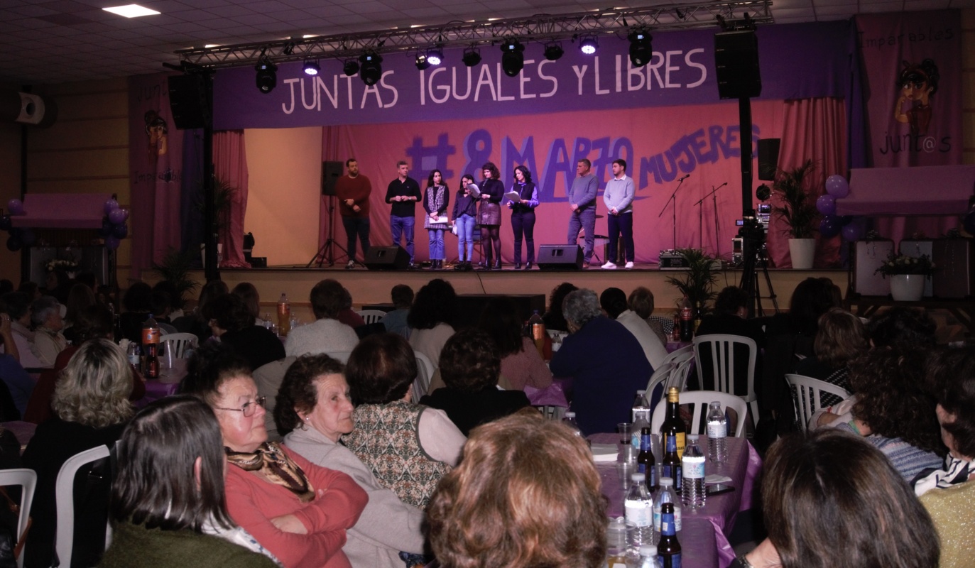 ENCUENTRO MUJERES-18