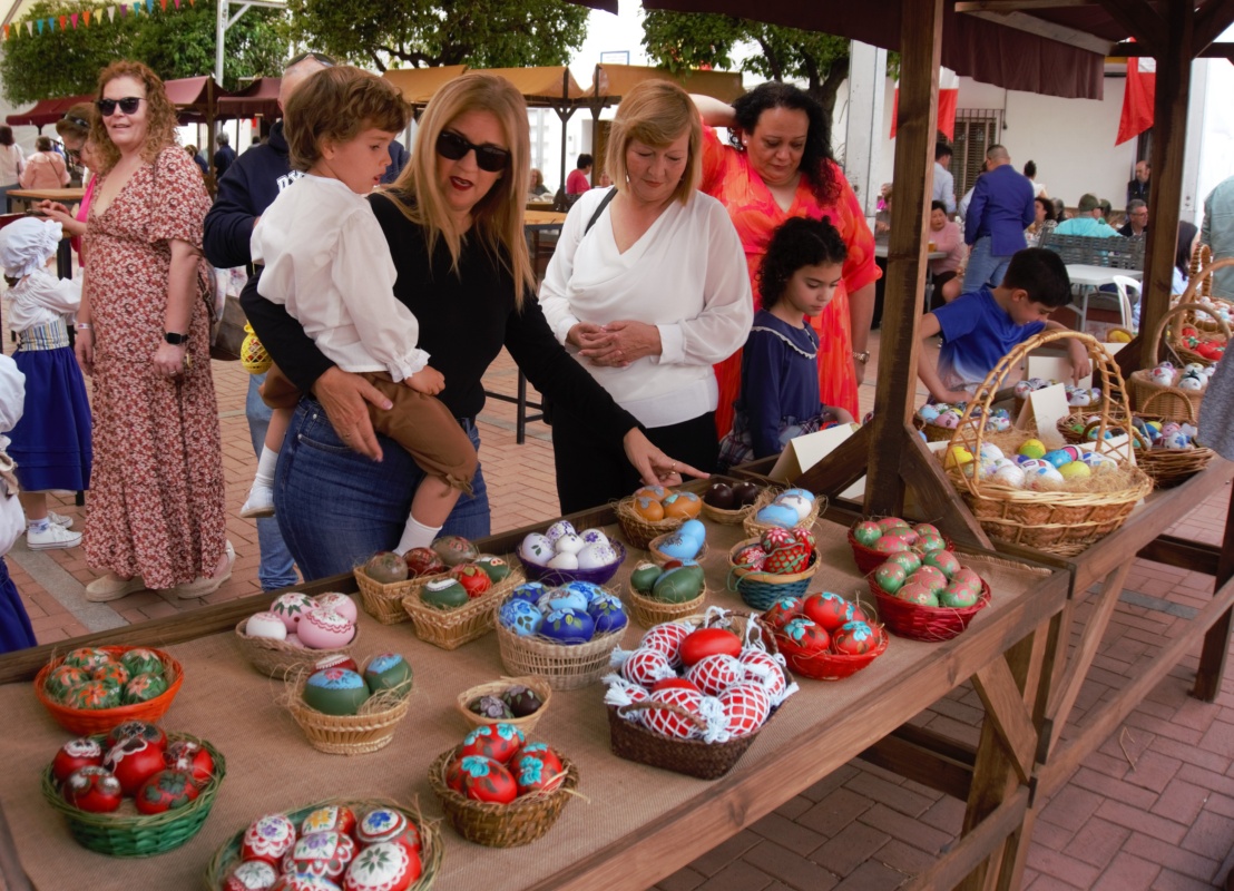 HUEVOS PINTADOS 2024-25