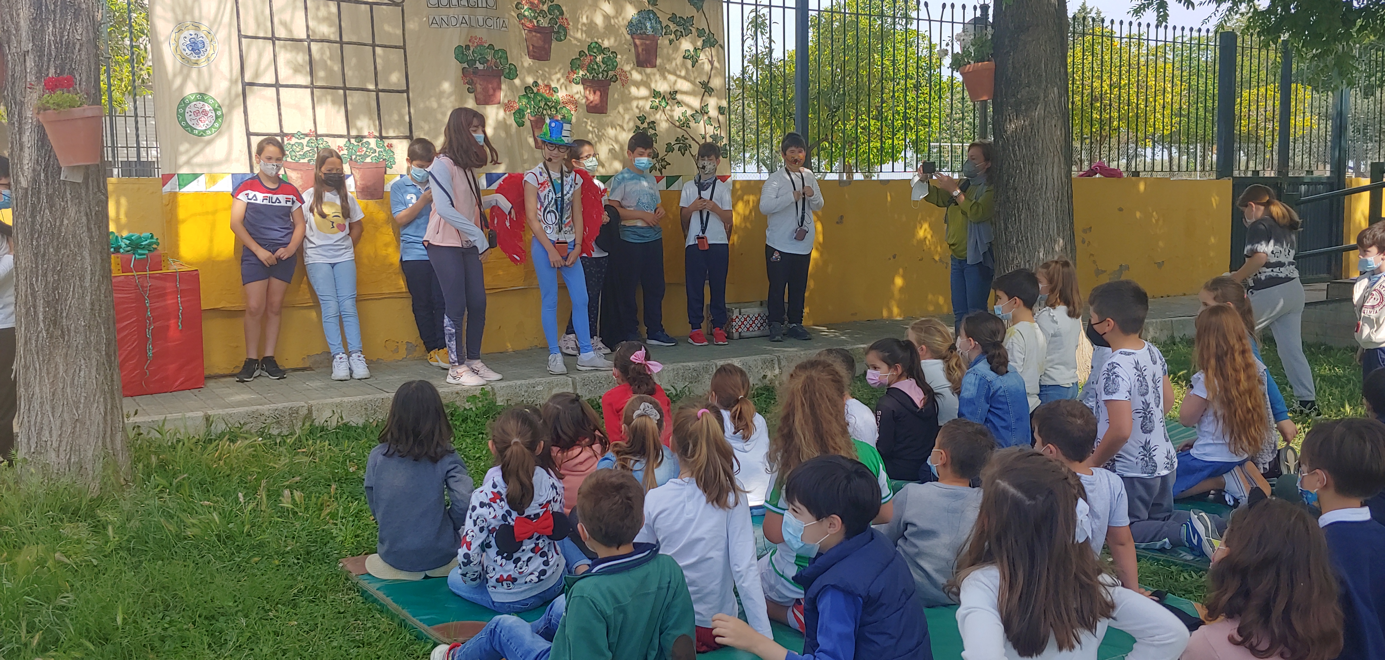 TEATRO DÍA DEL LIBRO CEIP ANDALUCÍA